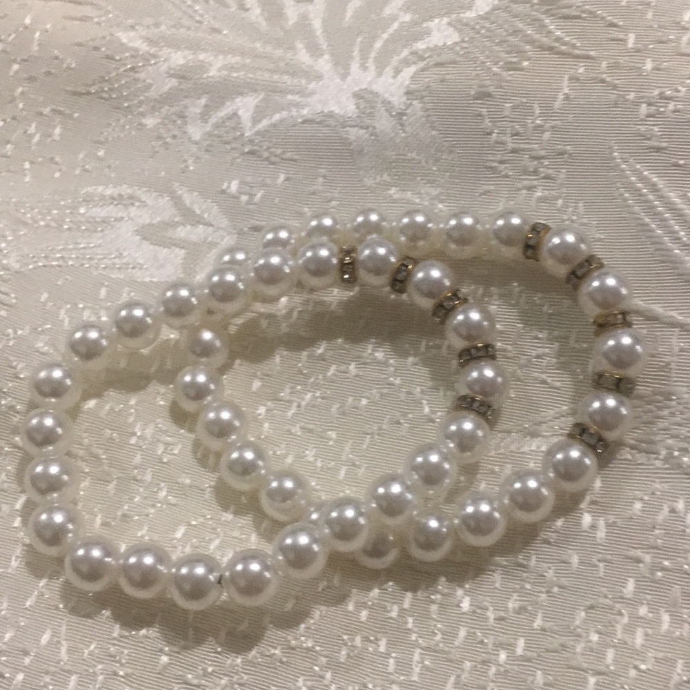 Two pearl bracelets